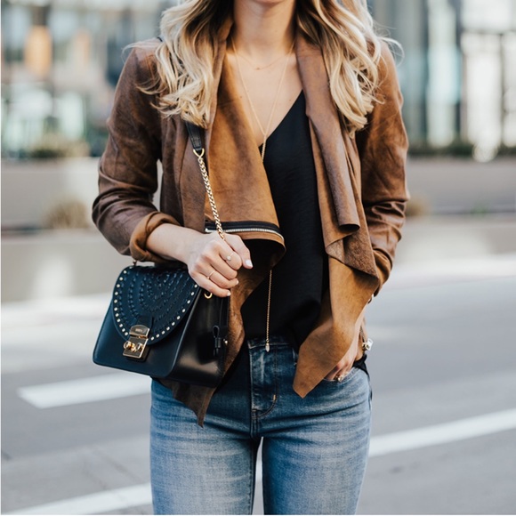 Busted Knee Distressed Skinny Jeans Light Wash - Picture 5 of 10